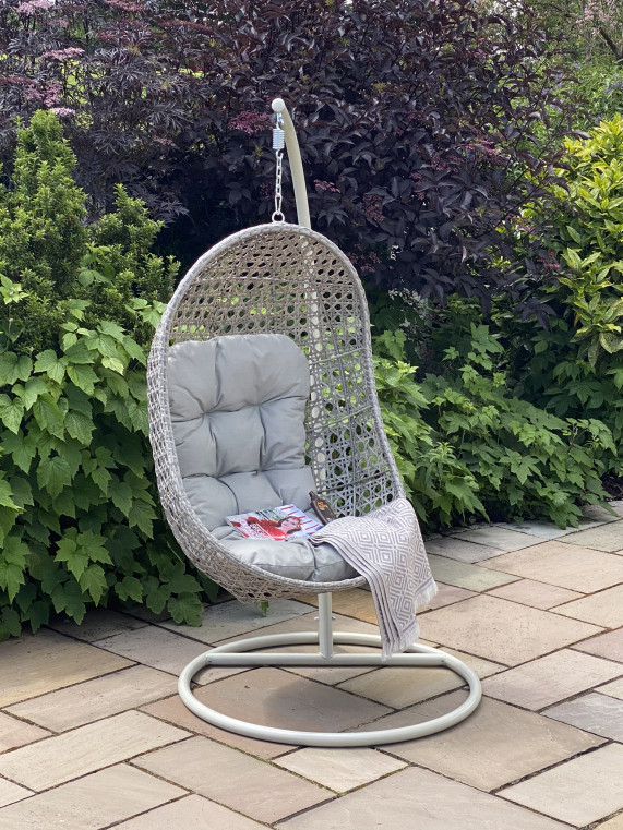 Single pod hanging chair grey