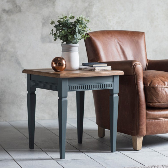 Bronte storm side table