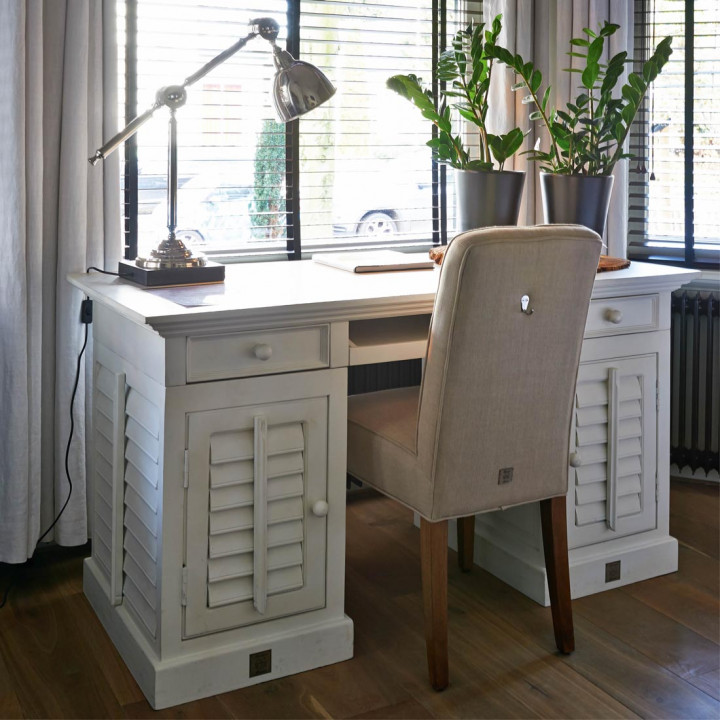 New orleans desk
