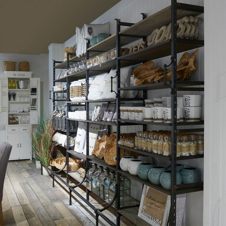 Bowery cabinet