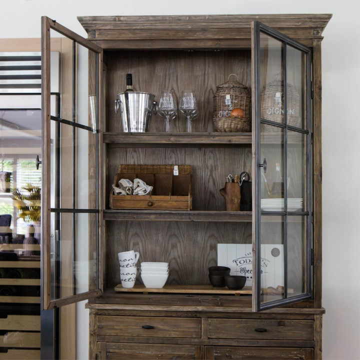 Hands creek cabinet