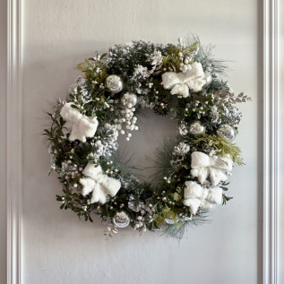 An amazing christmas wreath 65cm
