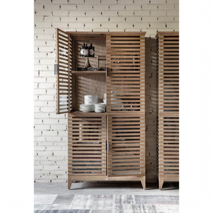 Divers cove cabinet oak