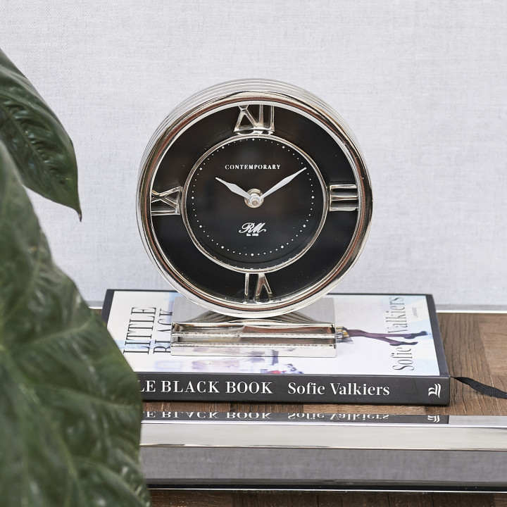 Contemporary clock