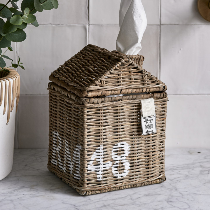 Rustic rattan rm 48 tissue box