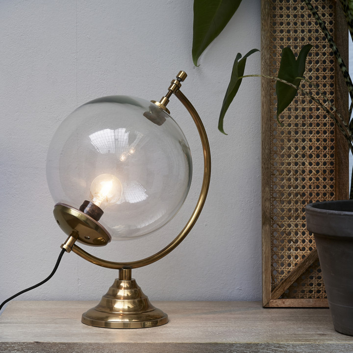 Globe lamp gold