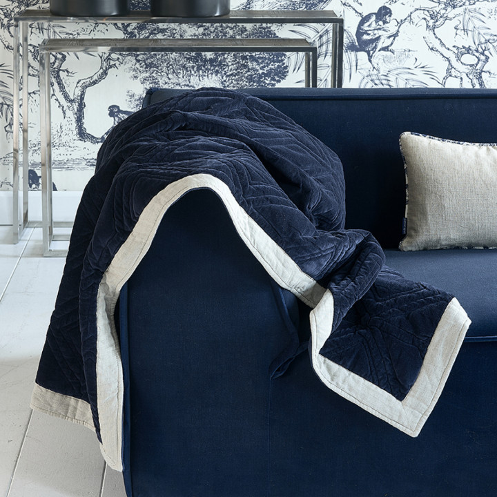Joie de vivre throw blue 180x130