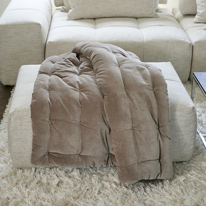 Le voyage nom velvet 180x130