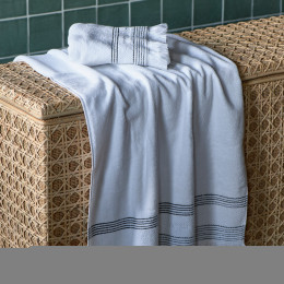 Serene towel white 140x70cm