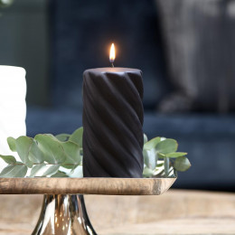 Twisted pillar candle black 8x15