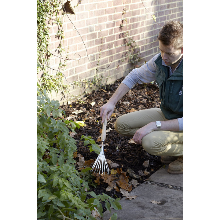 Rhs stainless mid handled shrub rake