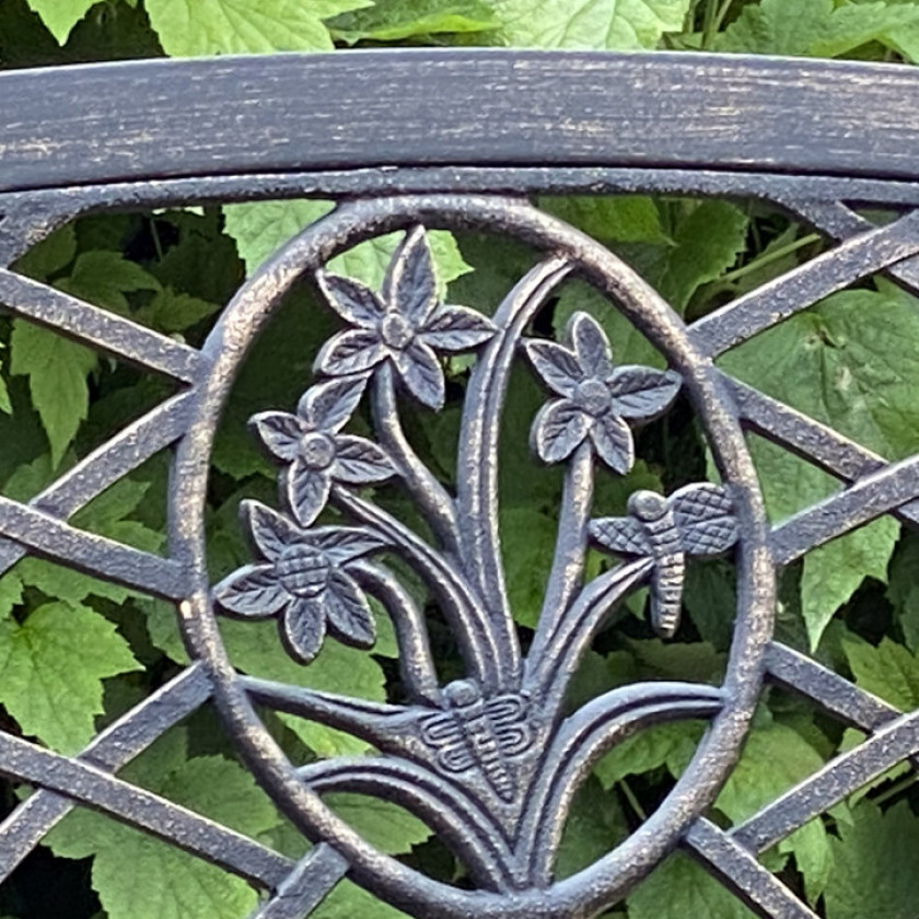 Daffodil Bench