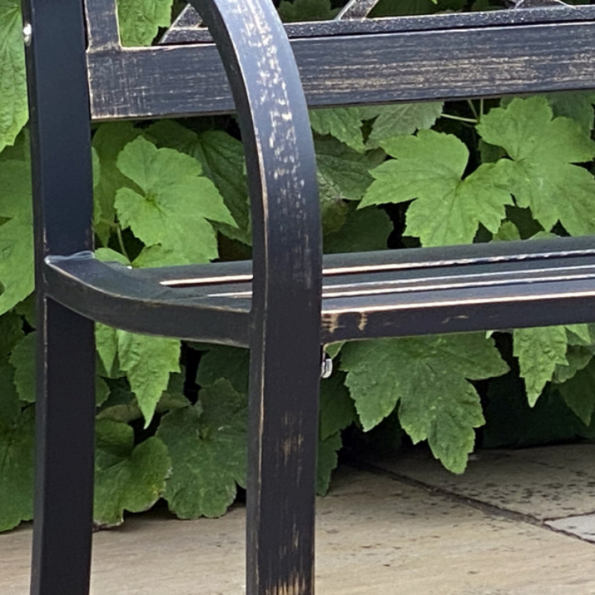 Daffodil Bench