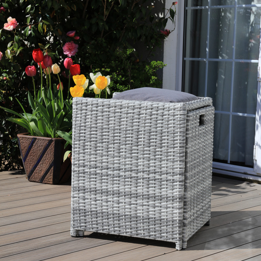 Nevada - 8 Seater Cube Set with Square Table