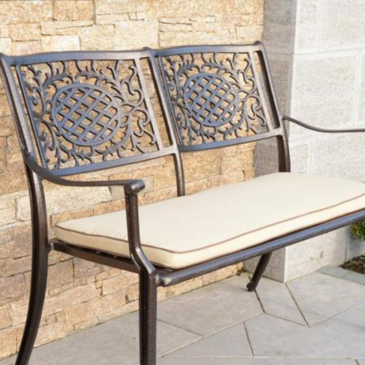 Lyon bench