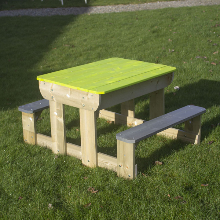 Kids picnic bench sand water table