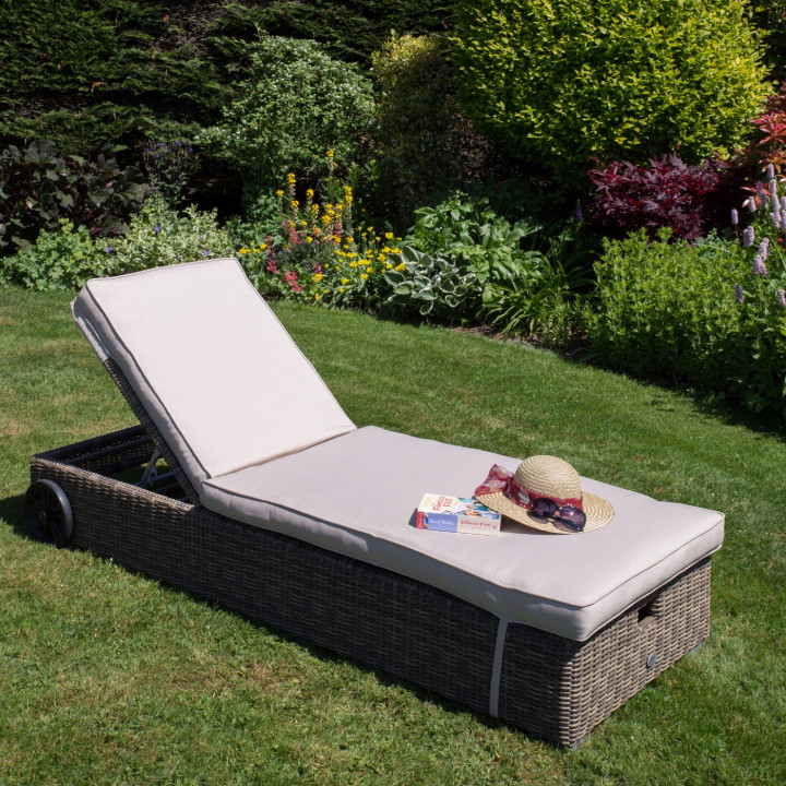 Chester sun lounger