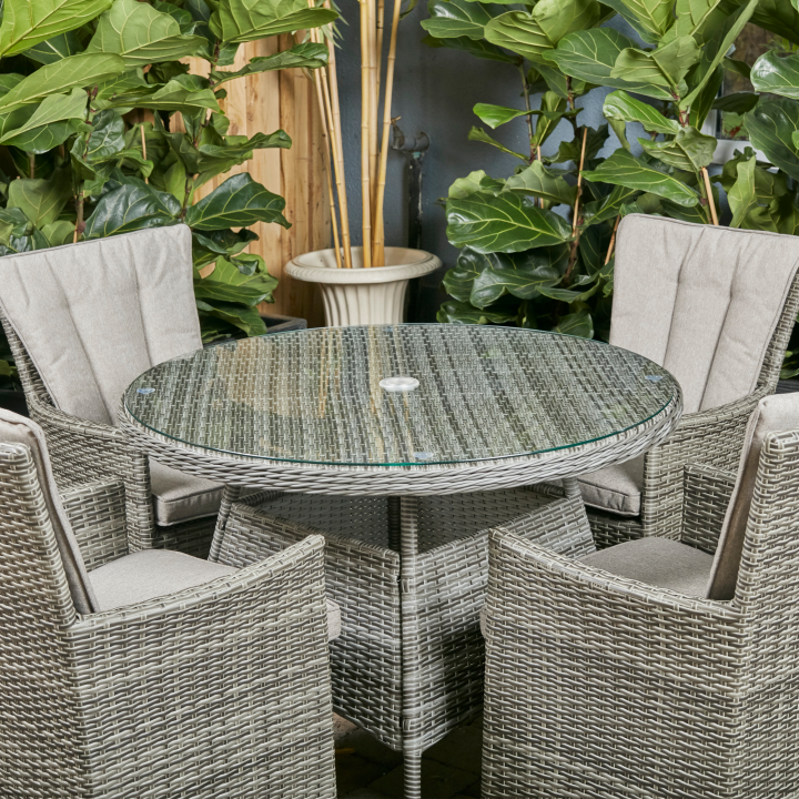 Sicily 4 seat set with 100cm round table light grey