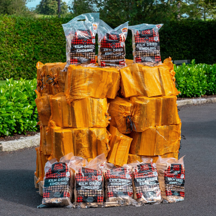 Hardwood Firewood Bags (33 x 25L/8KG Bags - Main Image